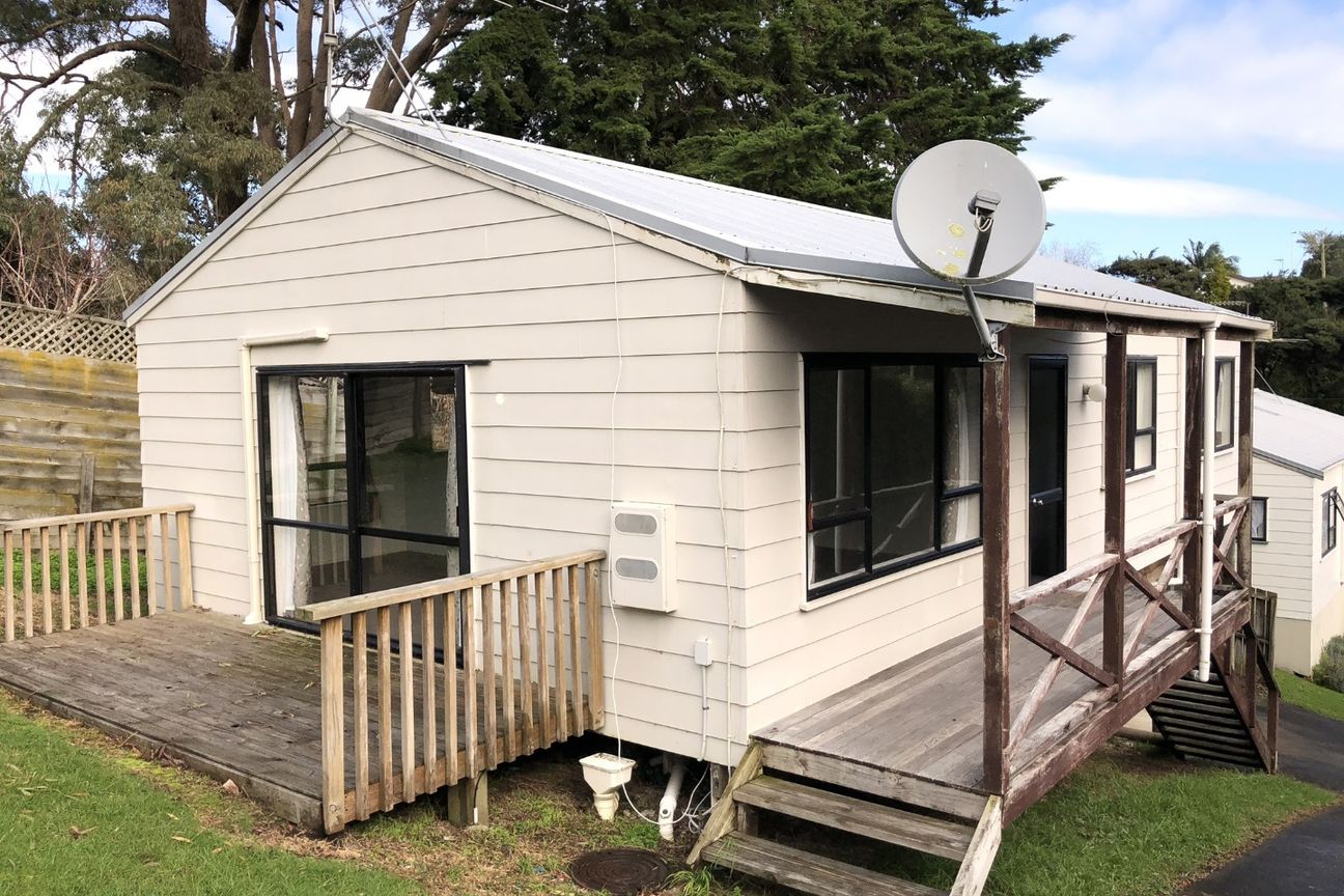 Tidy Three Bedroom Home - Aanzicht 2