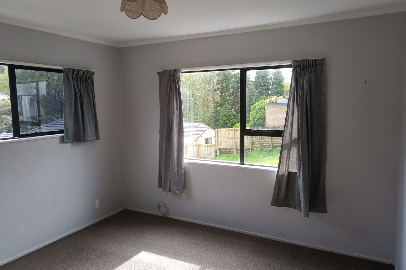 Tidy Three Bedroom Home - Aanzicht 5