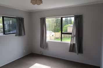 2/25 Gazelle Avenue, Beach Haven
