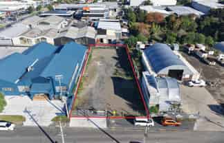 1,330sqm Penrose yard - $60,000pa