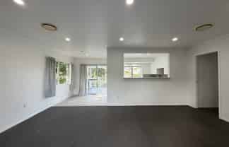 27 Cedar Heights Avenue, Massey