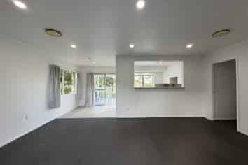 27 Cedar Heights Avenue, Massey