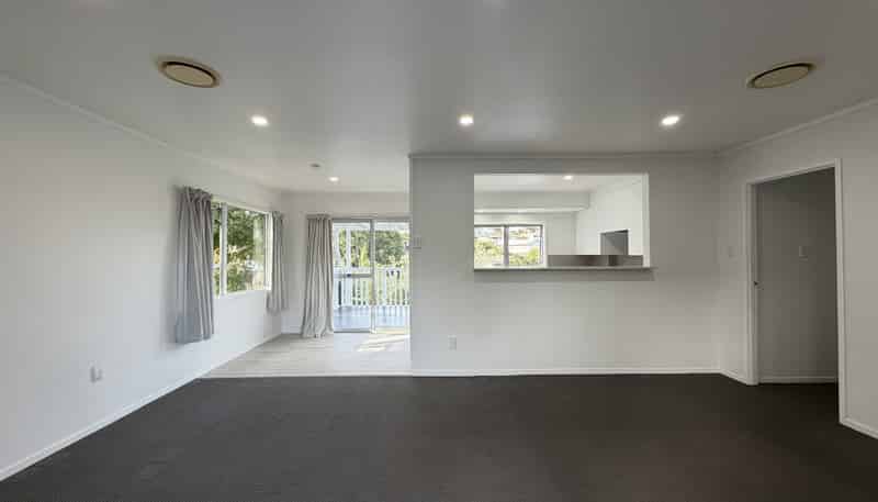 27 Cedar Heights Avenue, Massey