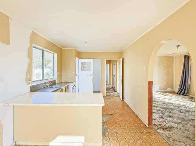 25 Burton Crescent, Flaxmere