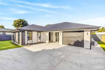 2/22 Halswell Street, Whanganui Central