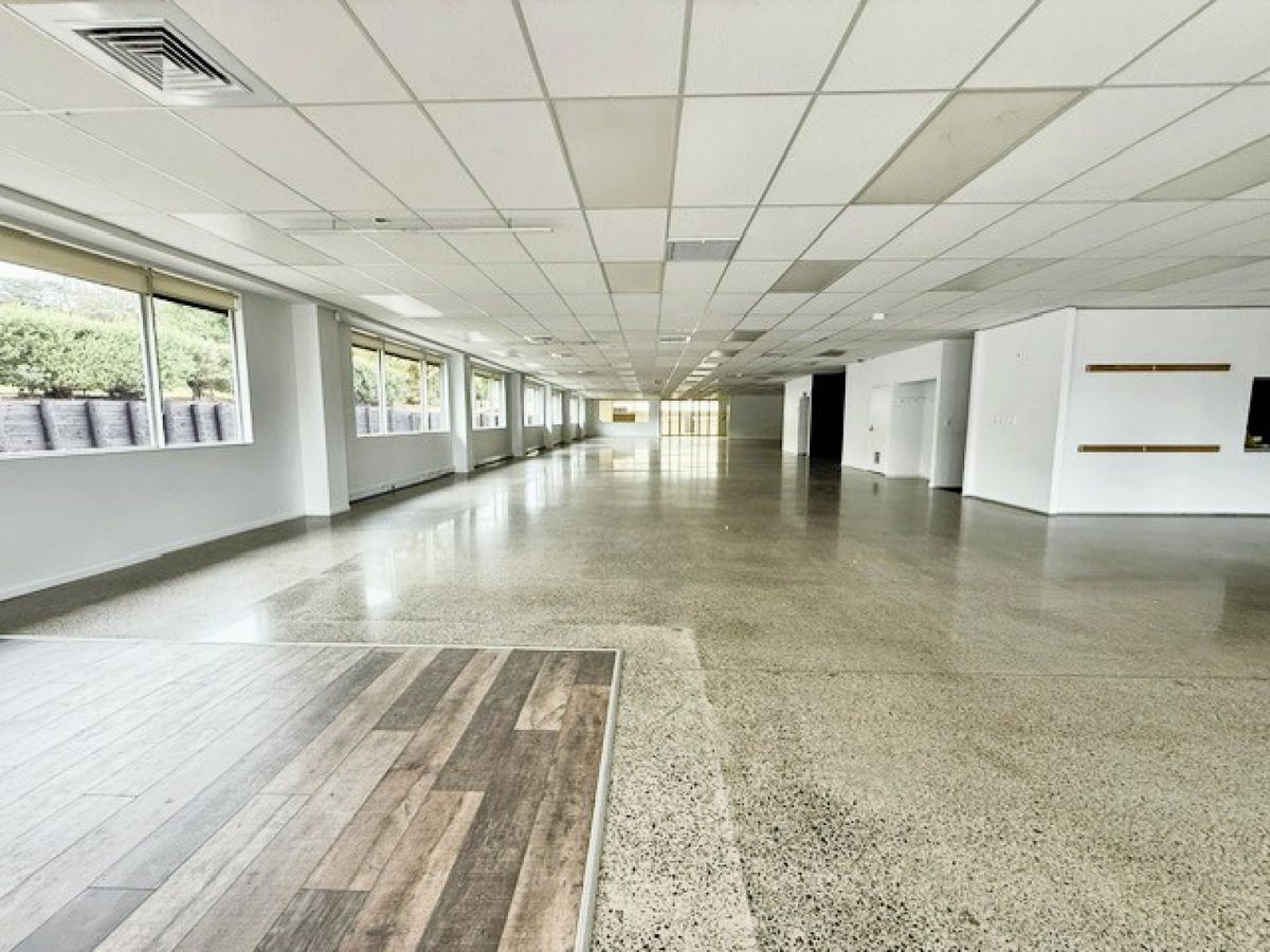 Papakura Drive-Round Industrial | Lease | 2,793 m² - Mai multe