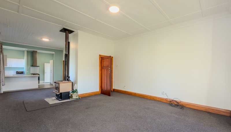 101 Main Street, Wairio