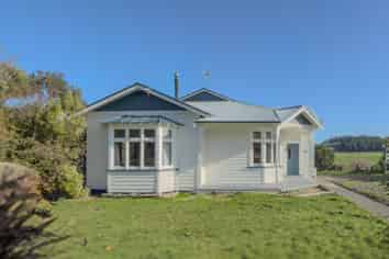 101 Main Street, Wairio