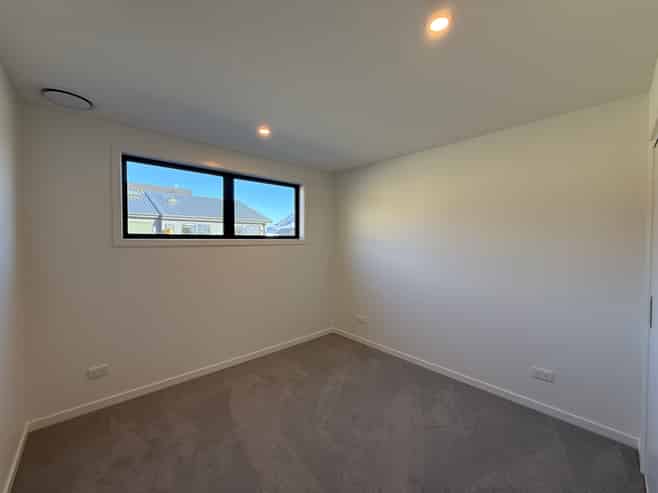 10 Rowe Drive, Hanleys Farm, Jacks Point