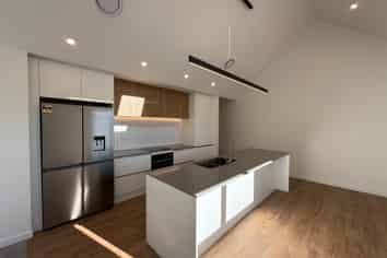 10 Rowe Drive, Hanleys Farm, Jacks Point