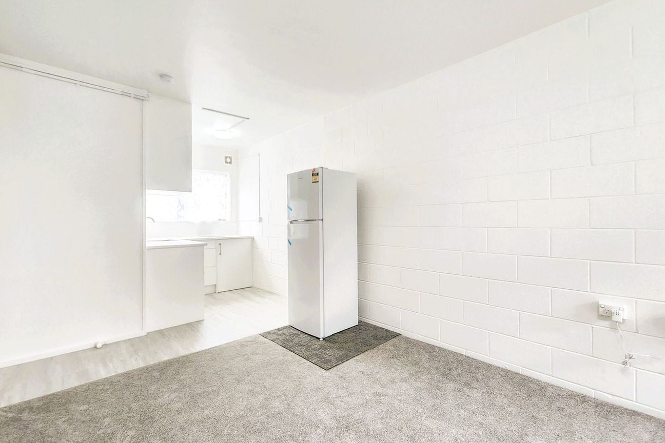 Newly renovated 1-Bedroom - Widok 3