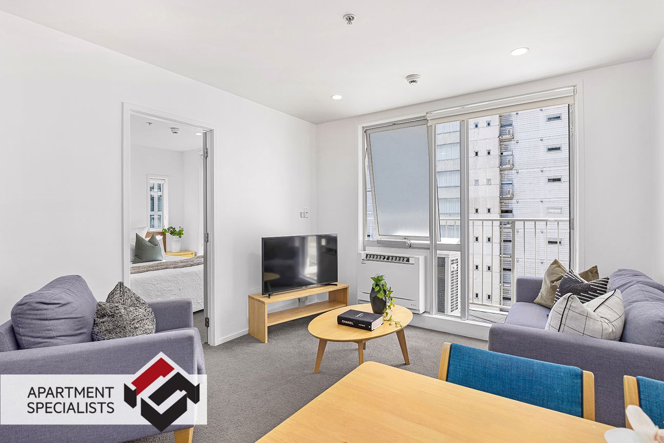 Higher Floor. Brighter Outlook. Better Living. - Vista 2