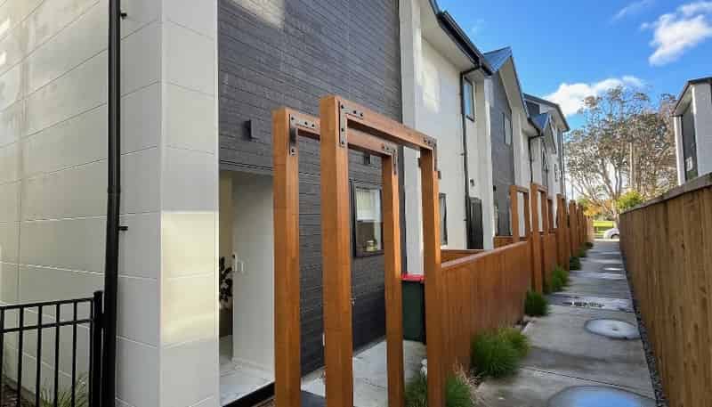 7/24 Yeovil Road, Te Atatu Peninsula
