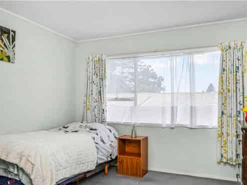 8/27 Pakuranga Road, Pakuranga