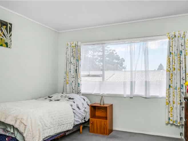 8/27 Pakuranga Road, Pakuranga