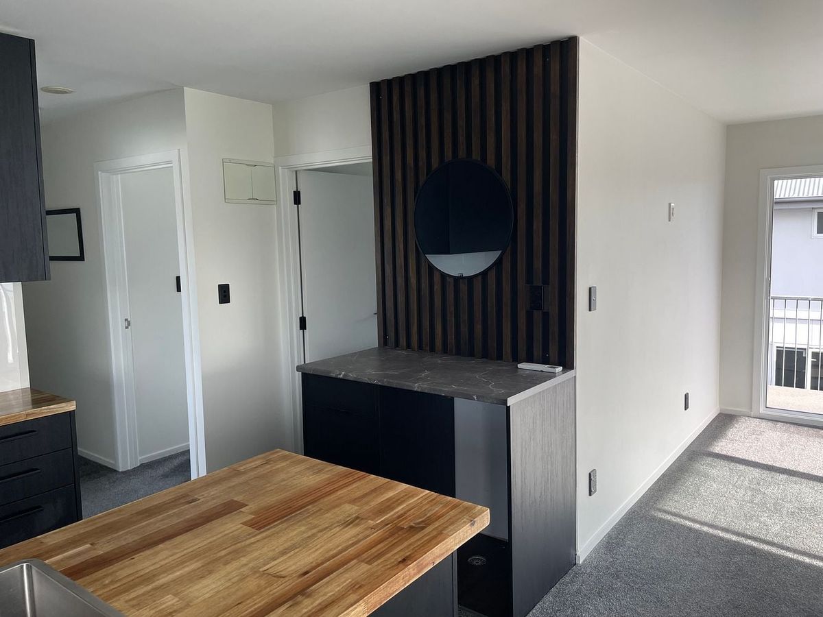 Secure and Easy Living, Sydenham