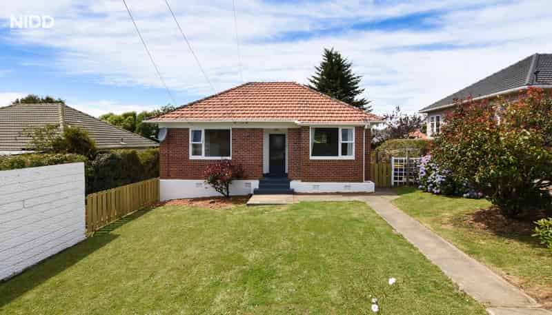 8 Holyrood Avenue, Wakari