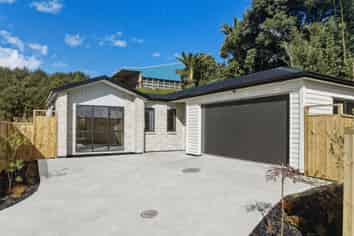 18 Rongoa Maori Way, Pukekohe