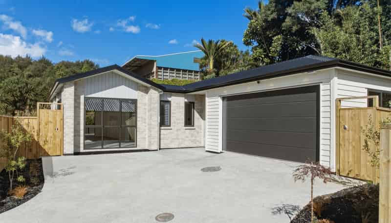 18 Rongoa Maori Way, Pukekohe