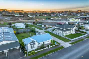 5 Collins Street, Waipawa