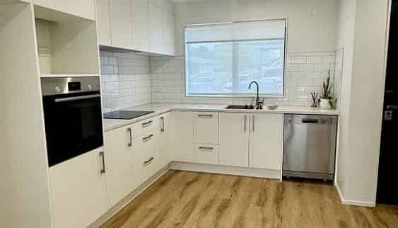 7/25 Vodanovich Road, Te Atatu South