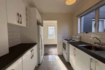 8/55 Pt Chevalier Road, Point Chevalier