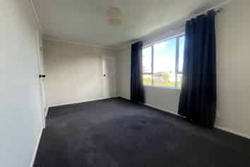 8/55 Pt Chevalier Road, Point Chevalier