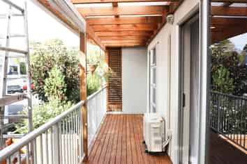  241m Rosedale Road, Albany Heights