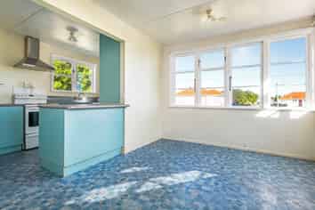 18 Goldsmith Crescent, Levin
