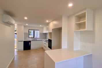 E/208 Archers Road, Glenfield