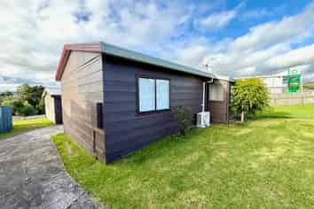 58 Bow Street, Raglan