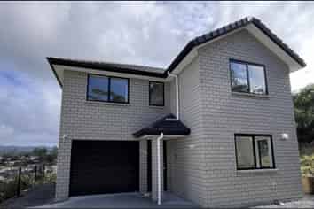 15B Tiriwa Drive, Massey