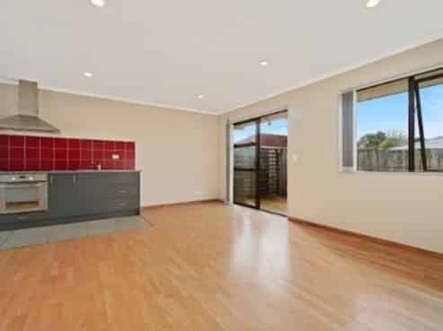 26B Lincoln Road, Henderson