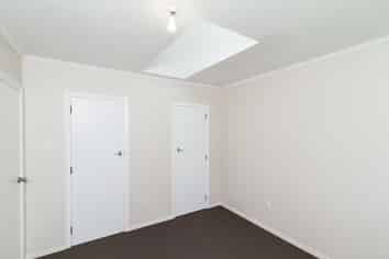 2/5 Hinemoa Street, Waiwhetu