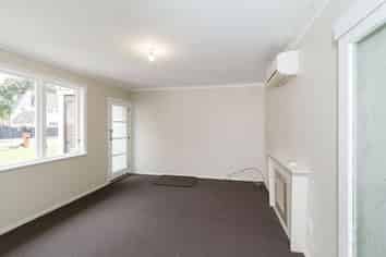 2/5 Hinemoa Street, Waiwhetu