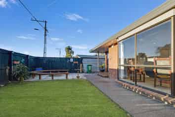 77 Avondale Road, Taradale