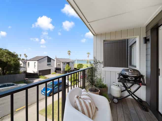 101/1A Derna Road, Panmure