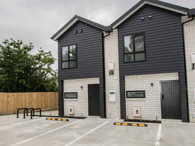 12/14 Ruakiwi Road, Hamilton Lake