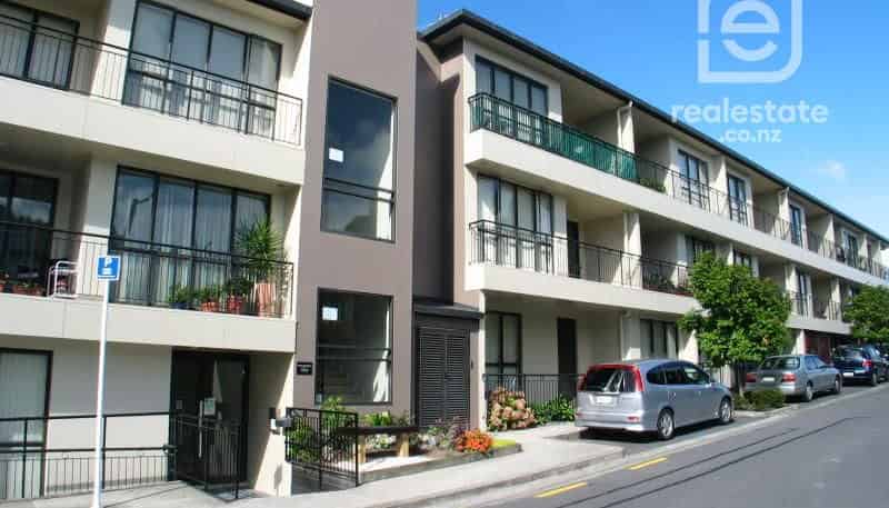 3S/1 Wadier Place, Henderson