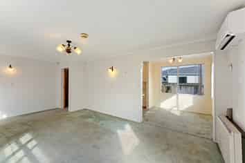30 Arawhata Road, Paraparaumu