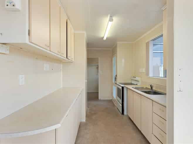 30 Arawhata Road, Paraparaumu