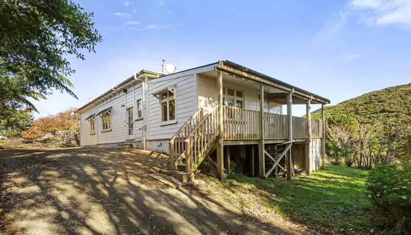 8 Mount Cecil Road, Moonshine Valley