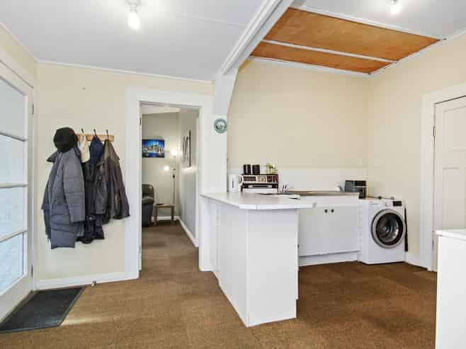 8 Mount Cecil Road, Moonshine Valley