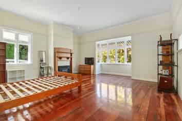8 Mount Cecil Road, Moonshine Valley