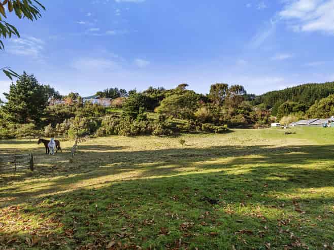 8 Mount Cecil Road, Moonshine Valley