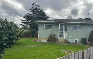 1/23 Challen Close, Conifer Grove