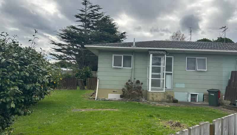 1/23 Challen Close, Conifer Grove