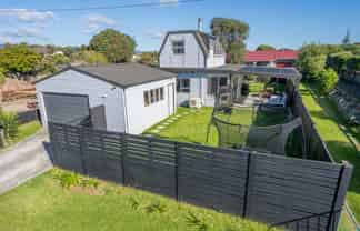 30 Rangihiroa Street, Waikanae Beach