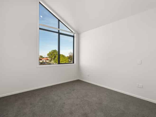 2/20 Halyard Close, Flagstaff