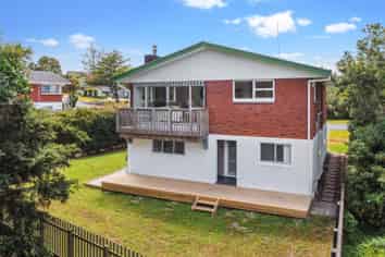 90 Hillcrest Avenue, Hillcrest